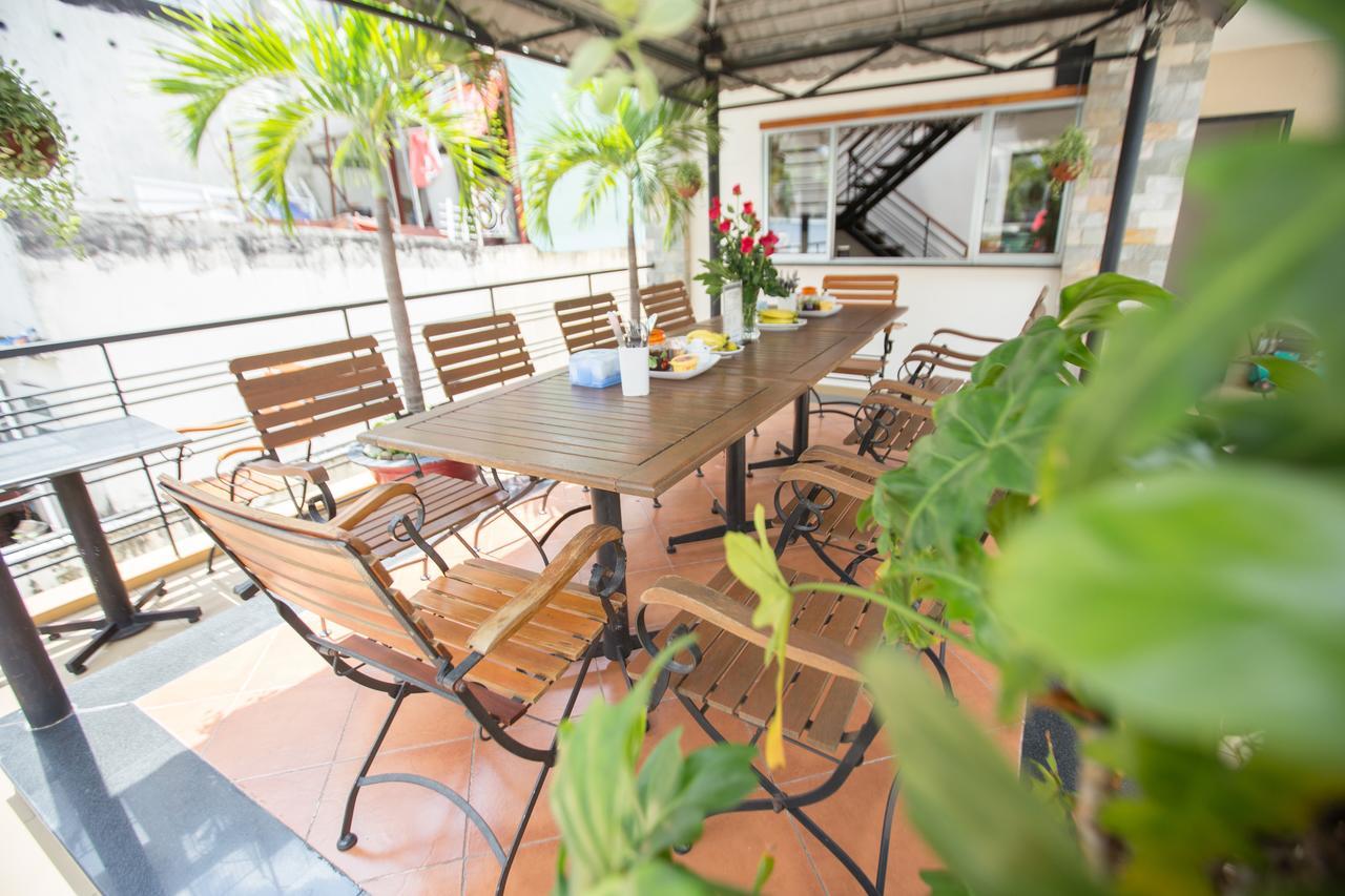 Khách sạn Ngoc Minh 2*